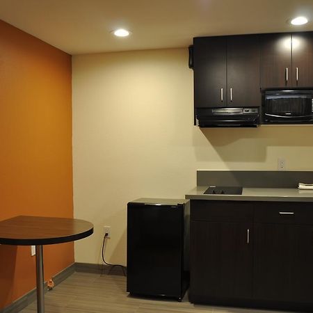 Motel 6 Maple/Main Hesperia Extérieur photo