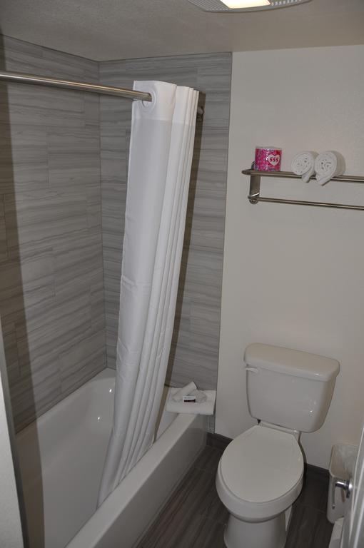Motel 6 Maple/Main Hesperia Extérieur photo