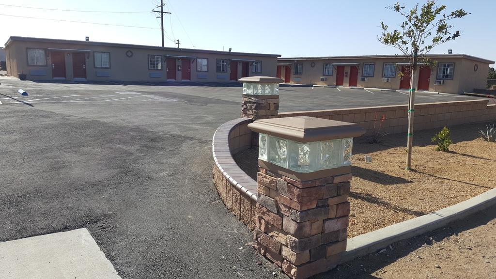 Motel 6 Maple/Main Hesperia Extérieur photo
